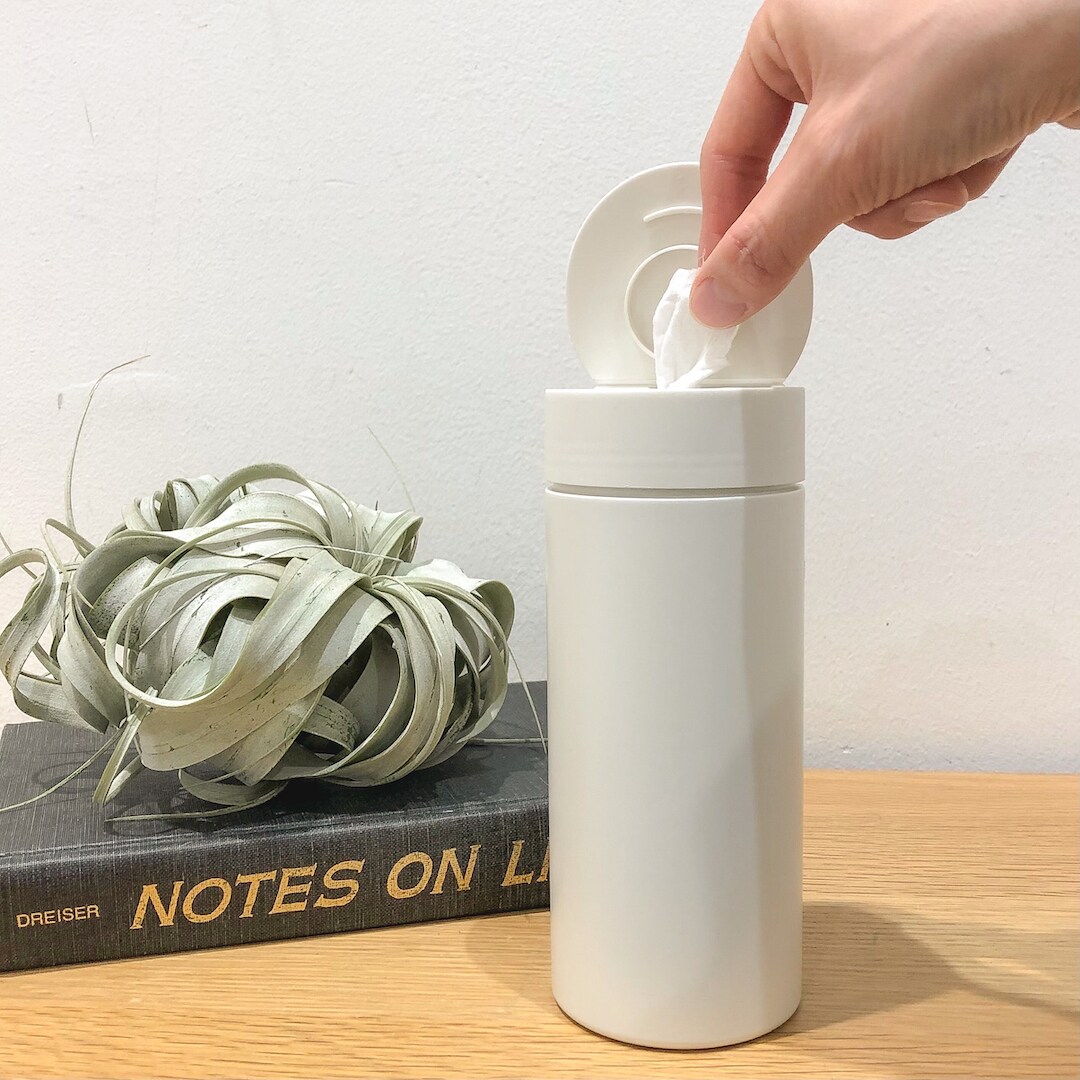 グランフロント大阪】見た目もサイズもすっきり｜シート用ケース